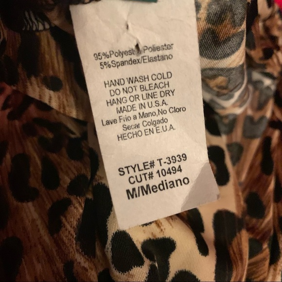 Codigo Brown leopard cheetah animal print longsleeve deep-V bodysuit size medium - Picture 11 of 13